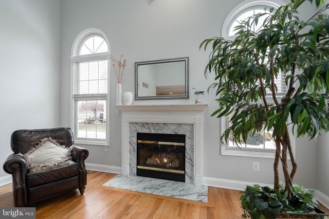 1 COSTA CT, Langhorne, PA 19047