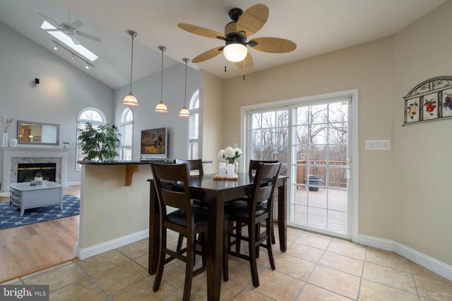 1 COSTA CT, Langhorne, PA 19047