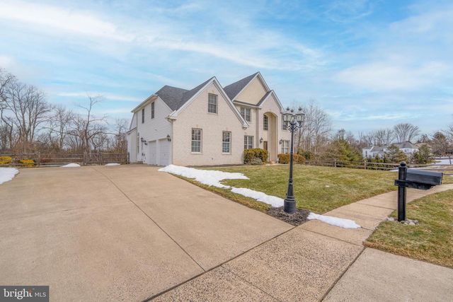 1 COSTA CT, Langhorne, PA 19047