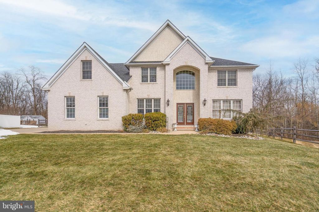 1 COSTA CT, Langhorne, PA 19047