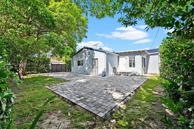 2396 SW 20th St, Miami, FL 33145