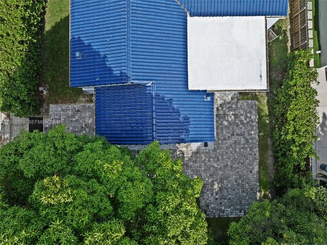 2396 SW 20th St, Miami, FL 33145