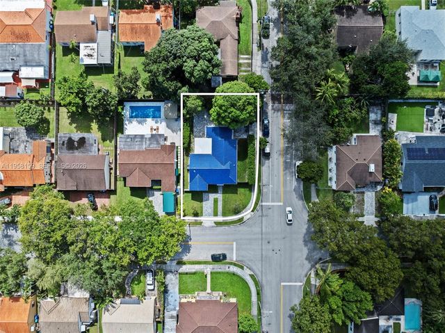 2396 SW 20th St, Miami, FL 33145