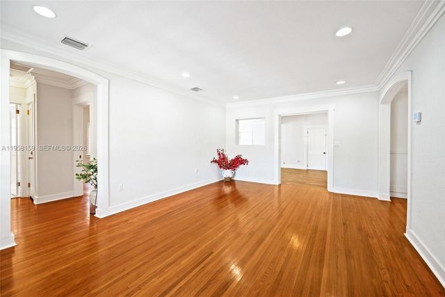 2396 SW 20th St, Miami, FL 33145