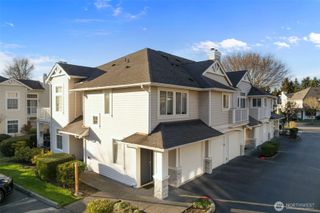 23519 55th Avenue S #12-1, Kent, WA 98032