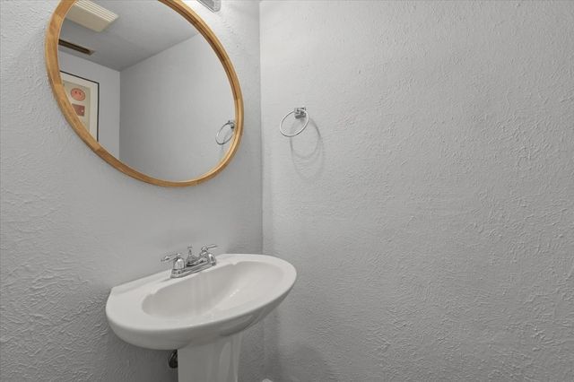 315 Stoneledge Drive, Irving, TX 75063