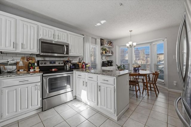 315 Stoneledge Drive, Irving, TX 75063