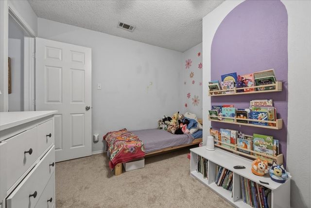 315 Stoneledge Drive, Irving, TX 75063