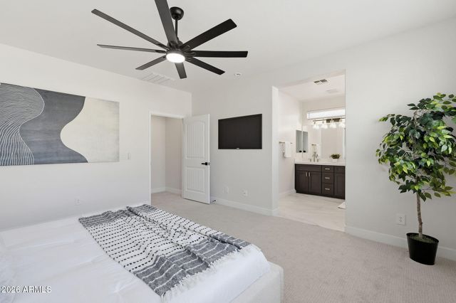 3513 S BLUEJAY Drive, Gilbert, AZ 85297