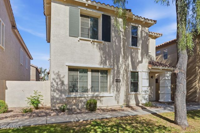 3513 S BLUEJAY Drive, Gilbert, AZ 85297