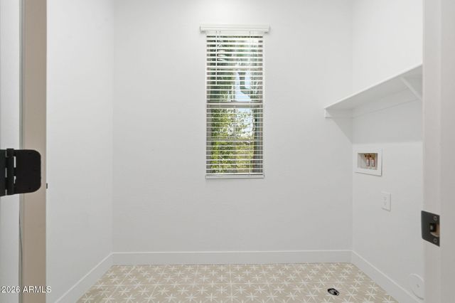 3513 S BLUEJAY Drive, Gilbert, AZ 85297