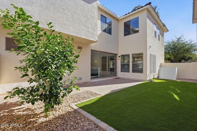 3513 S BLUEJAY Drive, Gilbert, AZ 85297