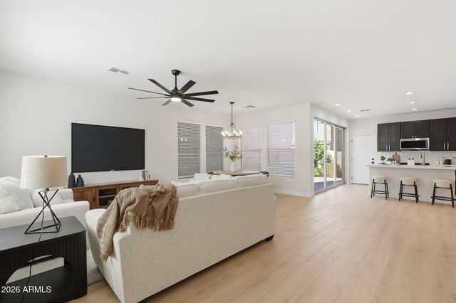 3513 S BLUEJAY Drive, Gilbert, AZ 85297