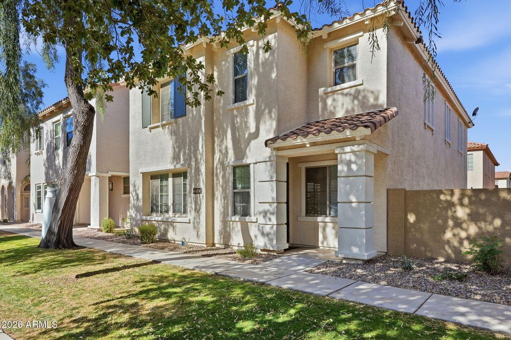 3513 S BLUEJAY Drive, Gilbert, AZ 85297