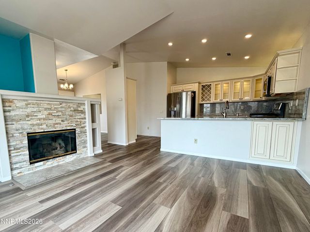 1174 White Oak Loop, Minden, NV 89423