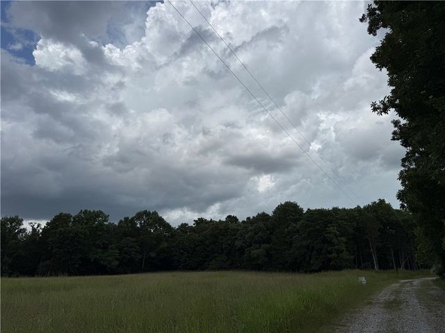 708 Bowen Boulevard, Fayetteville, AR 72703