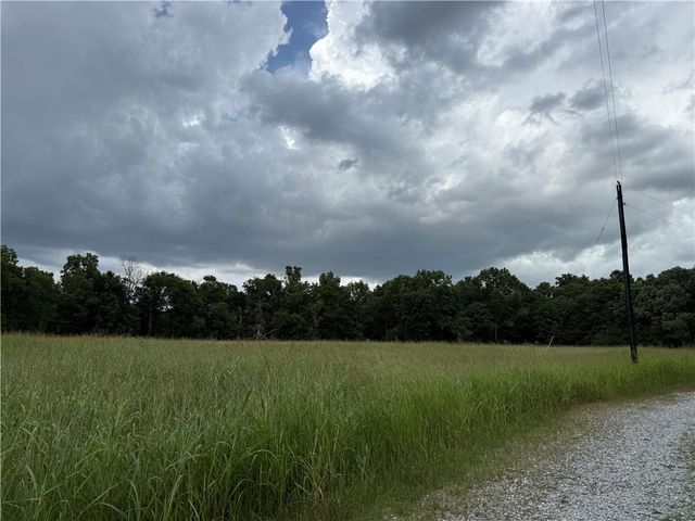 708 Bowen Boulevard, Fayetteville, AR 72703