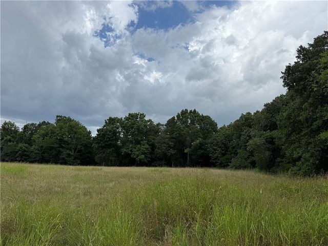 708 Bowen Boulevard, Fayetteville, AR 72703