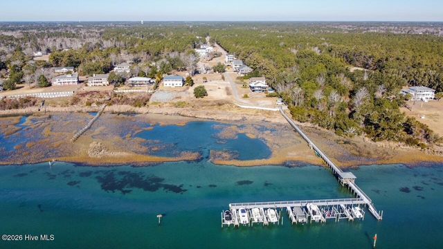 1144 Avila Avenue, Hampstead, NC 28443