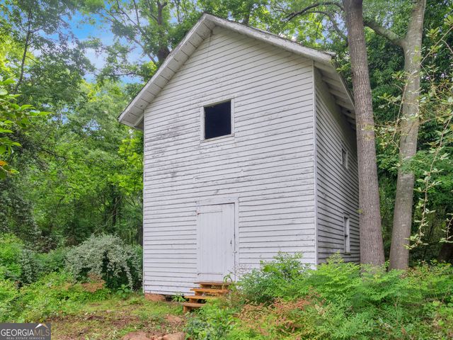239 Pecan Drive, Milner, GA 30257
