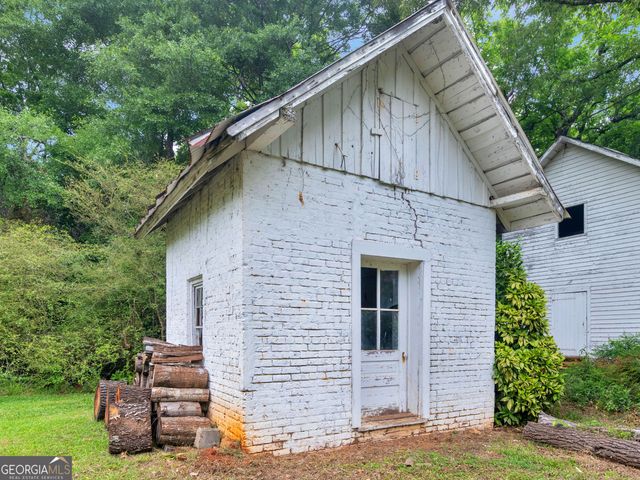 239 Pecan Drive, Milner, GA 30257