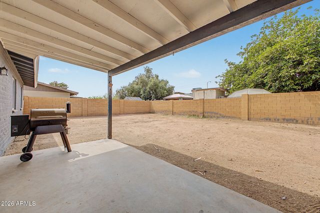 1026 W HALSTEAD Drive, Phoenix, AZ 85023