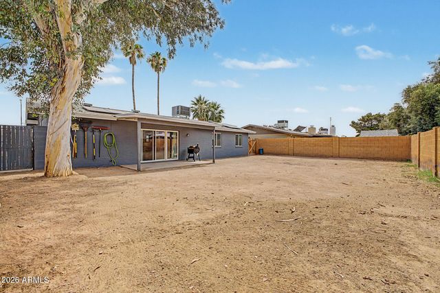 1026 W HALSTEAD Drive, Phoenix, AZ 85023