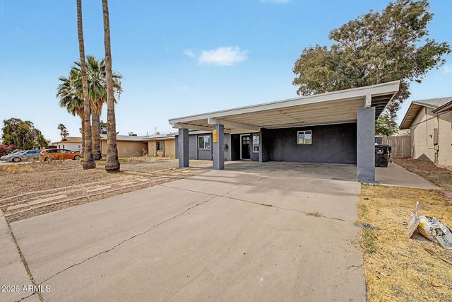 1026 W HALSTEAD Drive, Phoenix, AZ 85023