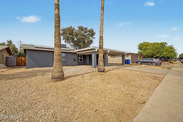 1026 W HALSTEAD Drive, Phoenix, AZ 85023