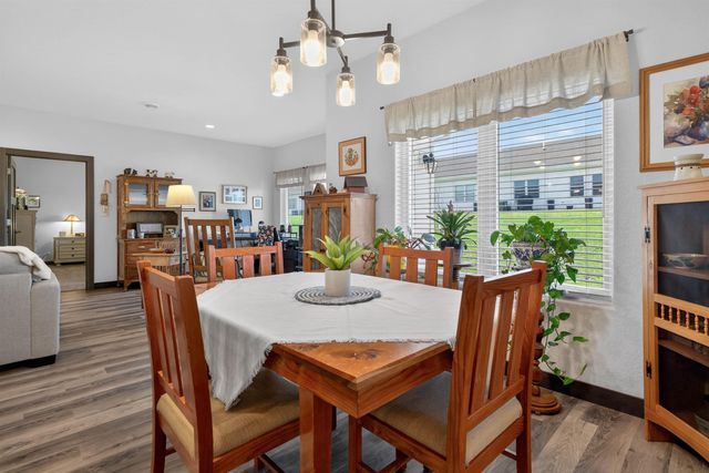 455 Autumn Ln Unit 6, Cedar Falls, IA 50613