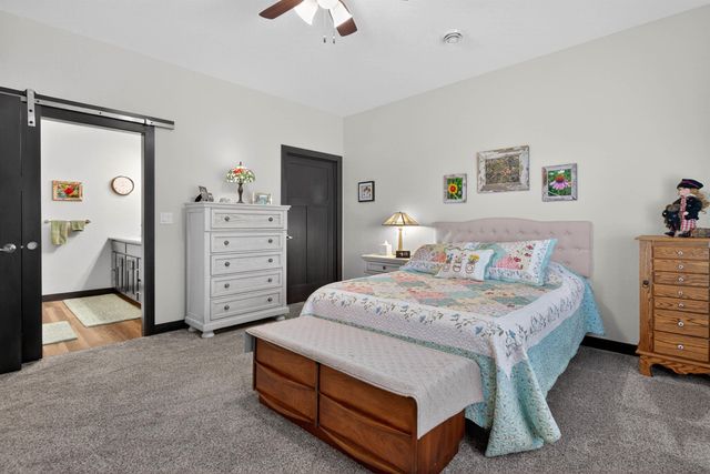 455 Autumn Ln Unit 6, Cedar Falls, IA 50613