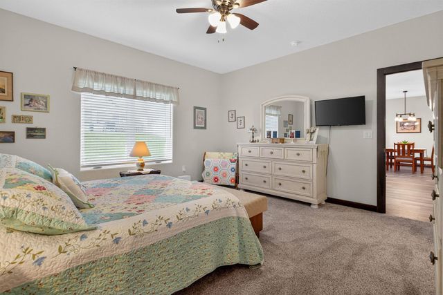 455 Autumn Ln Unit 6, Cedar Falls, IA 50613