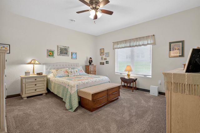 455 Autumn Ln Unit 6, Cedar Falls, IA 50613