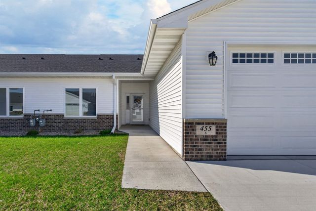 455 Autumn Ln Unit 6, Cedar Falls, IA 50613