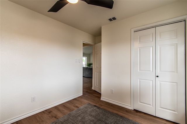 13826 Brigantine Dr, Corpus Christi, TX 78418