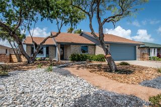 13826 Brigantine Dr, Corpus Christi, TX 78418