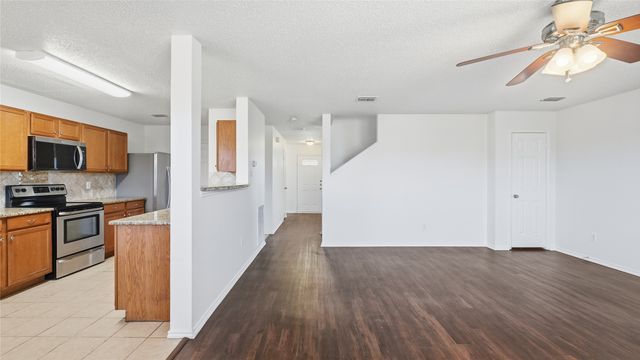 3124 Prairie Aster, Lancaster, TX 75134