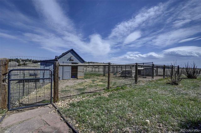 5910 Mccart Ranch Circle, Elizabeth, CO 80107