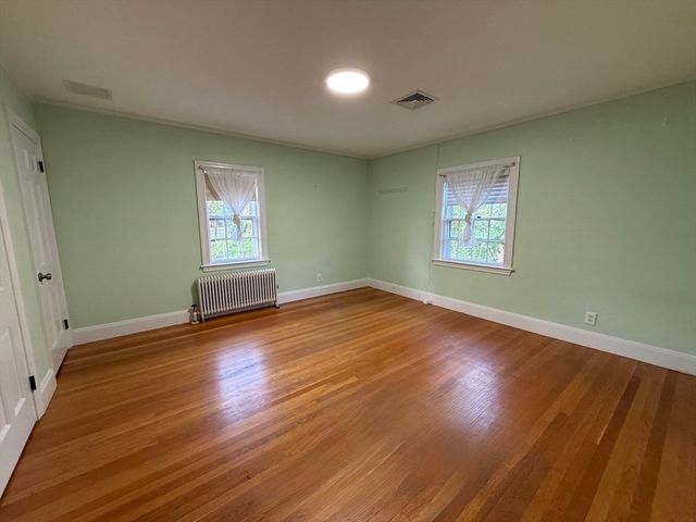 111 Highland Ave, Winchester, MA 01890