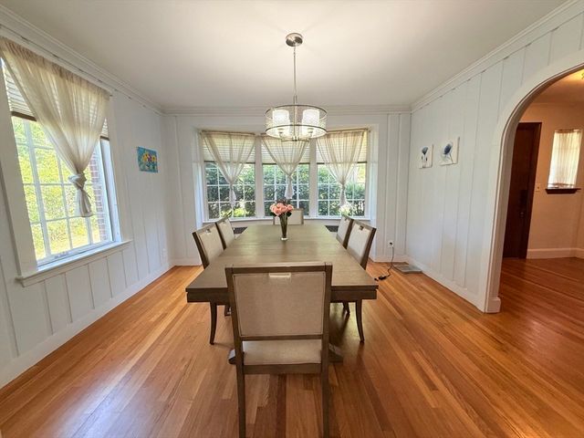 111 Highland Ave, Winchester, MA 01890