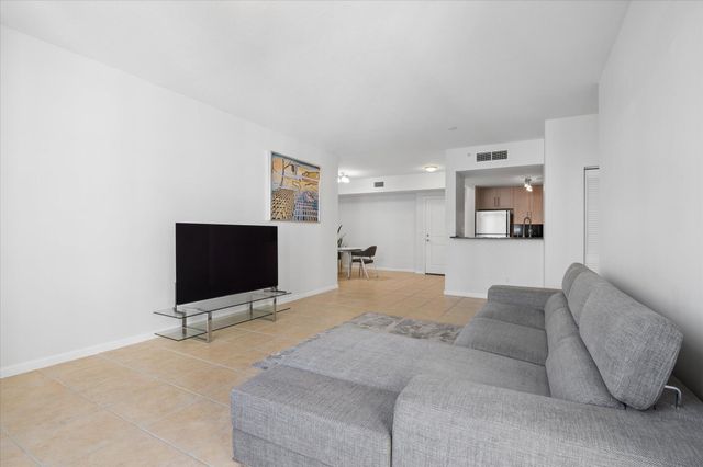 511 SE 5TH Avenue 1221, Fort Lauderdale, FL 33301