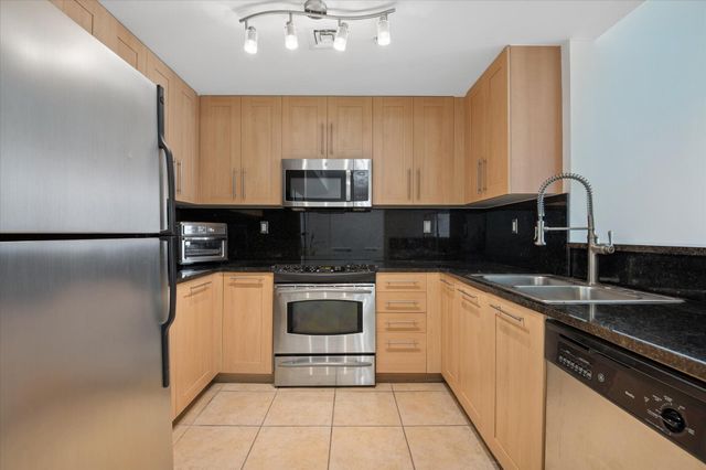 511 SE 5TH Avenue 1221, Fort Lauderdale, FL 33301