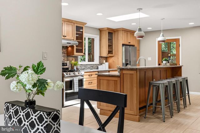 3478 MILDRED DR, Falls Church, VA 22042