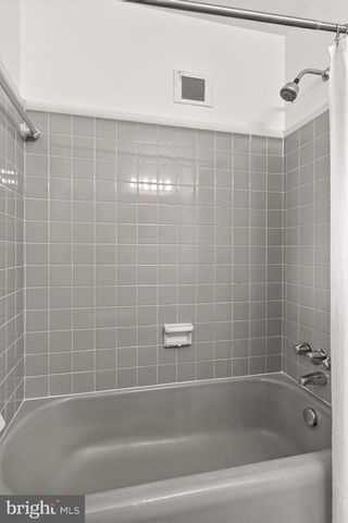 3478 MILDRED DR, Falls Church, VA 22042