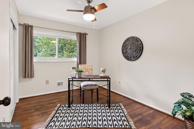 3478 MILDRED DR, Falls Church, VA 22042
