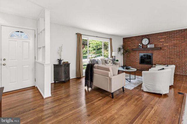 3478 MILDRED DR, Falls Church, VA 22042