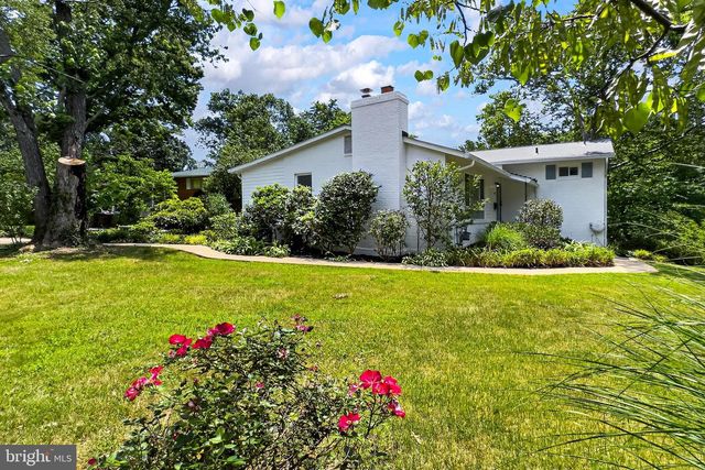 3478 MILDRED DR, Falls Church, VA 22042