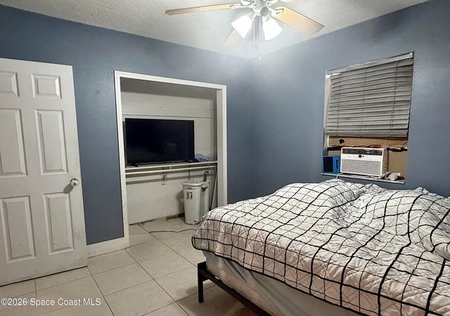 738 Lund Circle, Melbourne, FL 32901