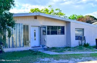 738 Lund Circle, Melbourne, FL 32901