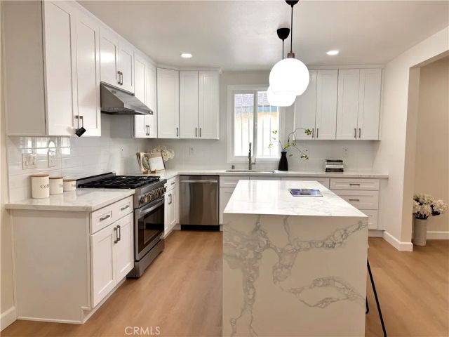 8758 S Hobart, Los Angeles, CA 90047